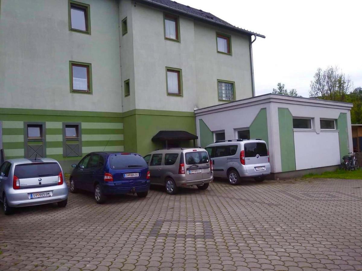 Ferienwohnung Poganz Санкт-Файт-ан-дер-Глан Экстерьер фото